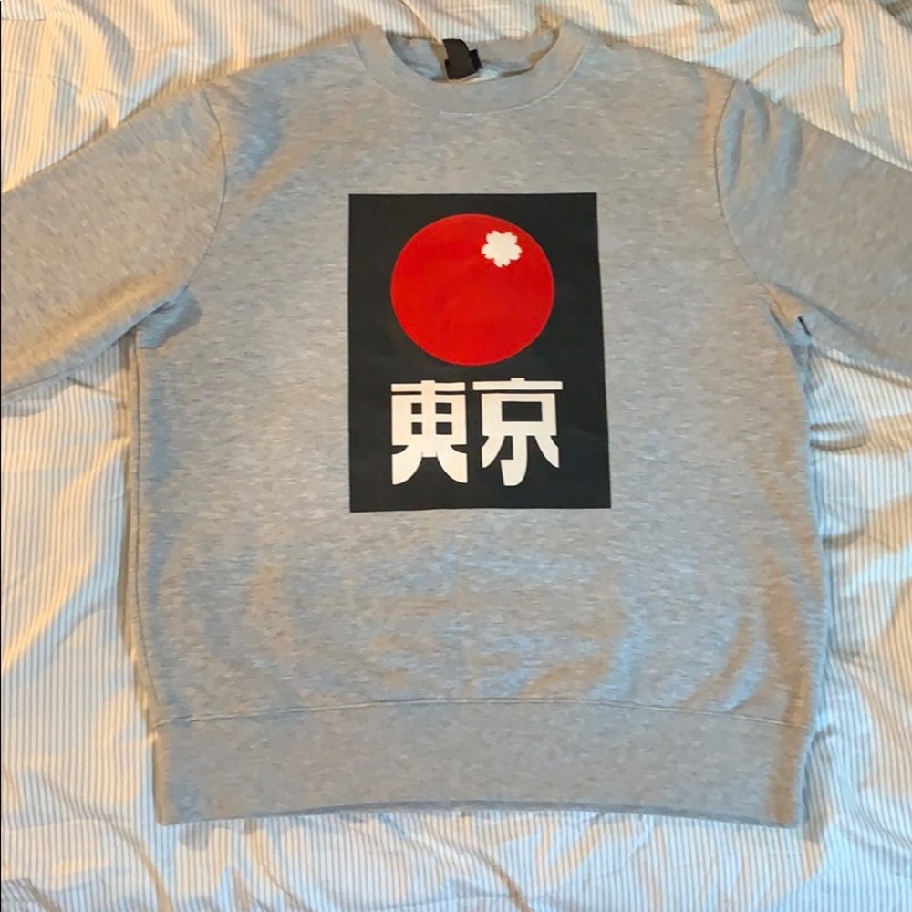 Grey Sweatshirt